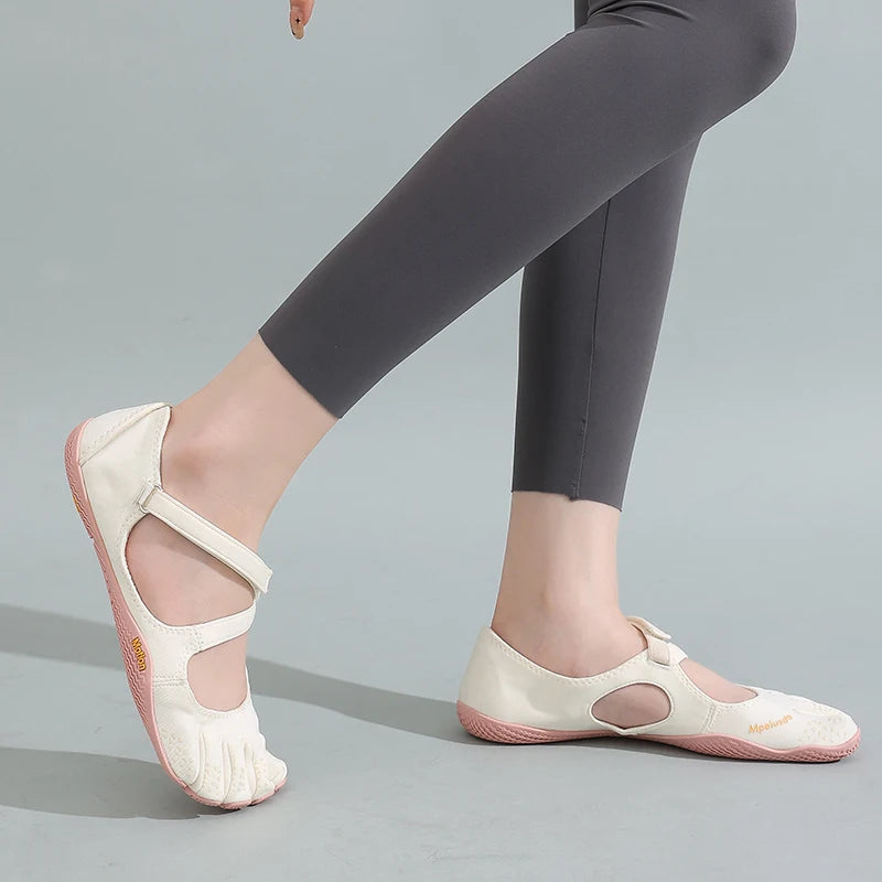 Women‘s Five Toe Shoes with Loop Strap - Barefoot Minimalist Flats for Hiking, Yoga, Gym Quick-Dry Water & Everyday Casual Wear
