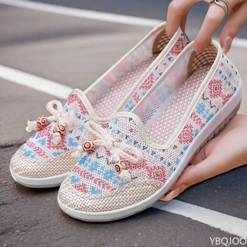 Women's Cloth Shoes 2025 Summer New Lazy Footwear Casual Breathable Mom Shoes Shallow Mouth Ethnic Style Ladies Flats Zapatos