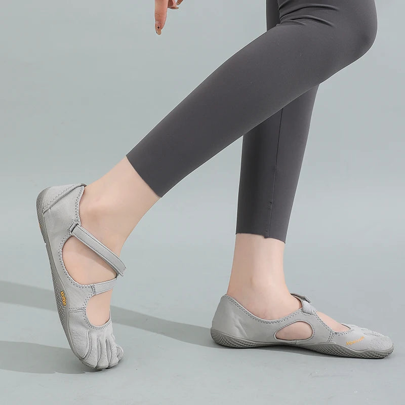 Women‘s Five Toe Shoes with Loop Strap - Barefoot Minimalist Flats for Hiking, Yoga, Gym Quick-Dry Water & Everyday Casual Wear